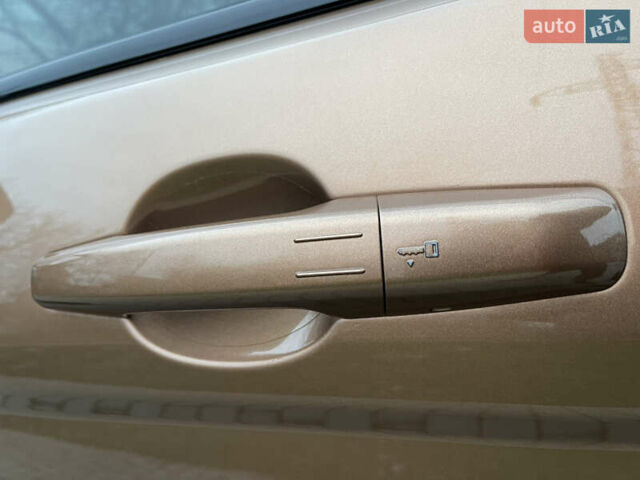 Коричневий Ленд Ровер Рендж Ровер Евок, об'ємом двигуна 2.18 л та пробігом 114 тис. км за 21000 $, фото 11 на Automoto.ua