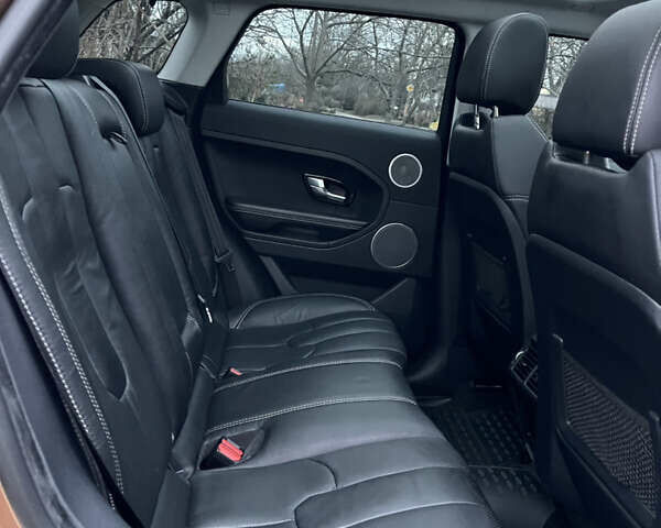 Коричневий Ленд Ровер Рендж Ровер Евок, об'ємом двигуна 2.18 л та пробігом 114 тис. км за 21000 $, фото 21 на Automoto.ua