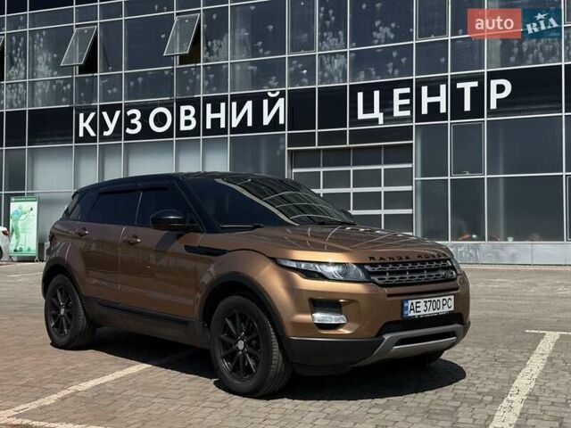 Коричневый Ленд Ровер Рендж Ровер Эвок, объемом двигателя 2.2 л и пробегом 150 тыс. км за 18000 $, фото 3 на Automoto.ua