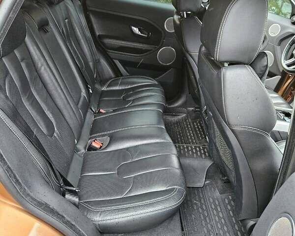 Коричневый Ленд Ровер Рендж Ровер Эвок, объемом двигателя 2.18 л и пробегом 106 тыс. км за 25000 $, фото 7 на Automoto.ua