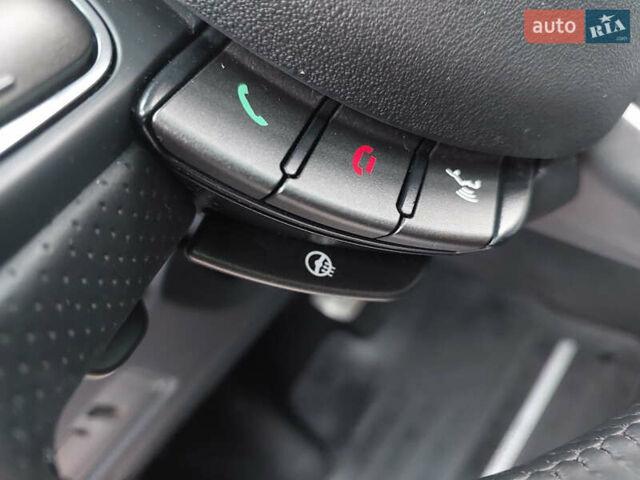 Коричневый Ленд Ровер Рендж Ровер Эвок, объемом двигателя 2.2 л и пробегом 115 тыс. км за 19900 $, фото 44 на Automoto.ua