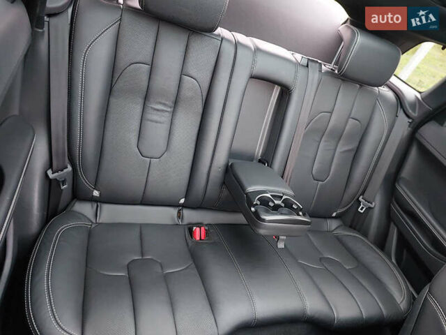 Коричневый Ленд Ровер Рендж Ровер Эвок, объемом двигателя 2.2 л и пробегом 115 тыс. км за 19900 $, фото 53 на Automoto.ua