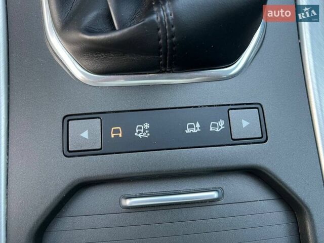 Коричневый Ленд Ровер Рендж Ровер Эвок, объемом двигателя 2.2 л и пробегом 88 тыс. км за 17590 $, фото 33 на Automoto.ua