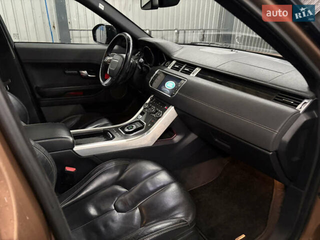 Коричневий Ленд Ровер Рендж Ровер Евок, об'ємом двигуна 2.18 л та пробігом 240 тис. км за 17500 $, фото 15 на Automoto.ua