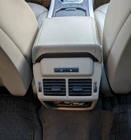 Коричневый Ленд Ровер Рендж Ровер Эвок, объемом двигателя 2 л и пробегом 129 тыс. км за 17300 $, фото 13 на Automoto.ua