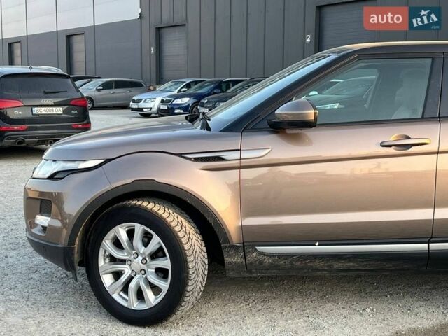 Коричневый Ленд Ровер Рендж Ровер Эвок, объемом двигателя 2.2 л и пробегом 88 тыс. км за 17590 $, фото 9 на Automoto.ua