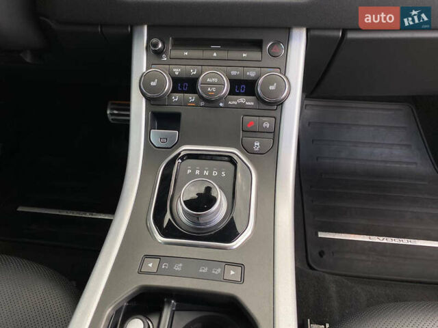 Коричневый Ленд Ровер Рендж Ровер Эвок, объемом двигателя 2.2 л и пробегом 115 тыс. км за 19900 $, фото 37 на Automoto.ua