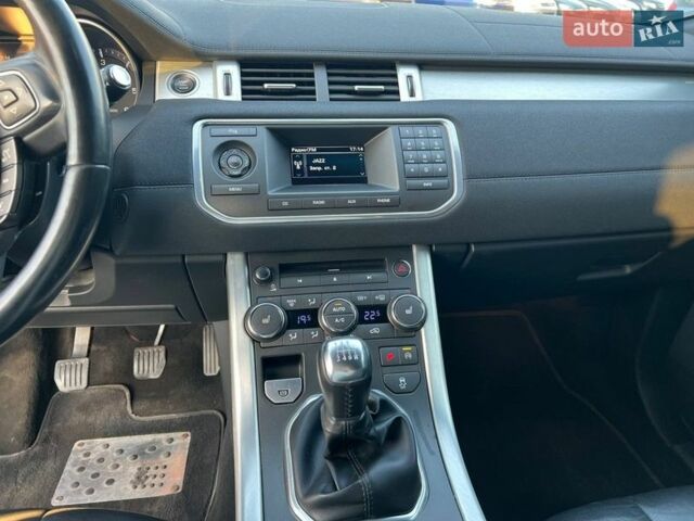 Коричневый Ленд Ровер Рендж Ровер Эвок, объемом двигателя 2.2 л и пробегом 88 тыс. км за 17590 $, фото 27 на Automoto.ua