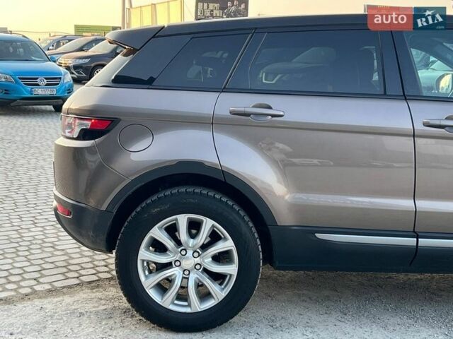 Коричневый Ленд Ровер Рендж Ровер Эвок, объемом двигателя 2.2 л и пробегом 88 тыс. км за 17590 $, фото 5 на Automoto.ua