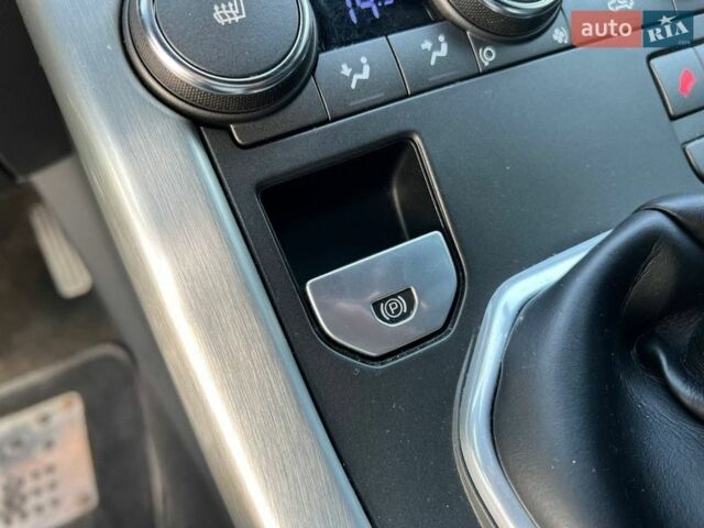 Коричневый Ленд Ровер Рендж Ровер Эвок, объемом двигателя 2.2 л и пробегом 88 тыс. км за 17590 $, фото 30 на Automoto.ua