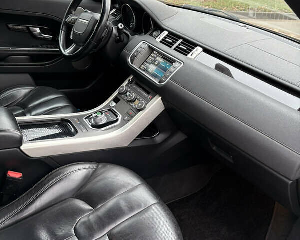 Коричневий Ленд Ровер Рендж Ровер Евок, об'ємом двигуна 2.18 л та пробігом 240 тис. км за 17500 $, фото 10 на Automoto.ua