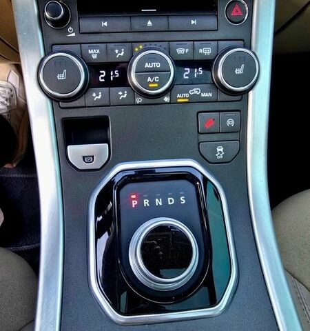 Коричневый Ленд Ровер Рендж Ровер Эвок, объемом двигателя 2 л и пробегом 158 тыс. км за 17950 $, фото 63 на Automoto.ua