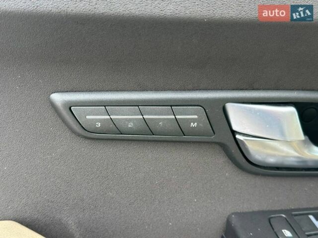 Коричневый Ленд Ровер Рендж Ровер Эвок, объемом двигателя 2 л и пробегом 183 тыс. км за 9900 $, фото 8 на Automoto.ua