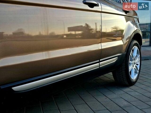 Коричневый Ленд Ровер Рендж Ровер Эвок, объемом двигателя 2 л и пробегом 158 тыс. км за 17950 $, фото 15 на Automoto.ua