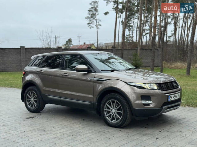 Коричневий Ленд Ровер Рендж Ровер Евок, об'ємом двигуна 2.18 л та пробігом 150 тис. км за 15900 $, фото 1 на Automoto.ua