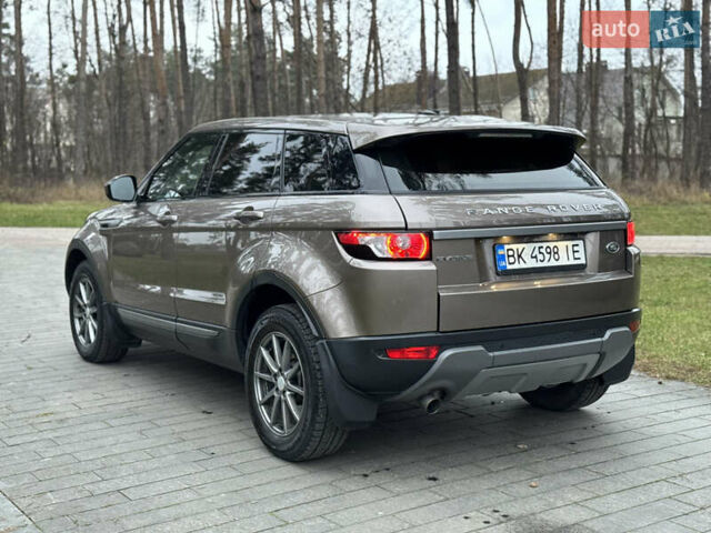 Коричневий Ленд Ровер Рендж Ровер Евок, об'ємом двигуна 2.18 л та пробігом 150 тис. км за 15900 $, фото 5 на Automoto.ua