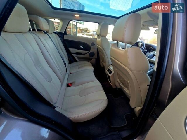 Коричневый Ленд Ровер Рендж Ровер Эвок, объемом двигателя 2 л и пробегом 158 тыс. км за 17950 $, фото 41 на Automoto.ua