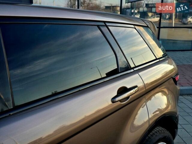 Коричневый Ленд Ровер Рендж Ровер Эвок, объемом двигателя 2 л и пробегом 158 тыс. км за 17950 $, фото 16 на Automoto.ua