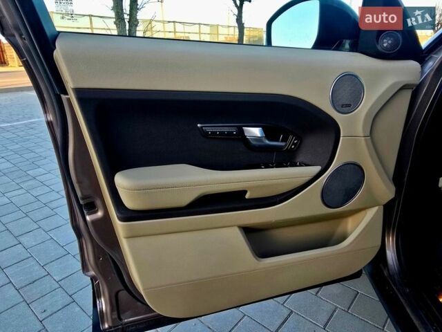 Коричневый Ленд Ровер Рендж Ровер Эвок, объемом двигателя 2 л и пробегом 158 тыс. км за 17950 $, фото 53 на Automoto.ua