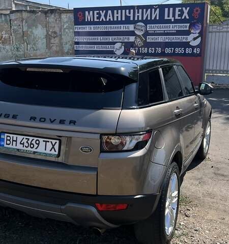 Коричневий Ленд Ровер Рендж Ровер Евок, об'ємом двигуна 2 л та пробігом 124 тис. км за 17800 $, фото 4 на Automoto.ua