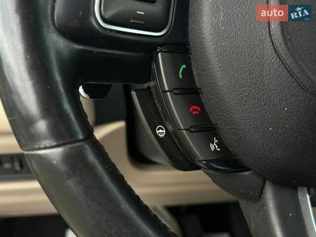 Коричневый Ленд Ровер Рендж Ровер Эвок, объемом двигателя 2 л и пробегом 183 тыс. км за 9900 $, фото 15 на Automoto.ua