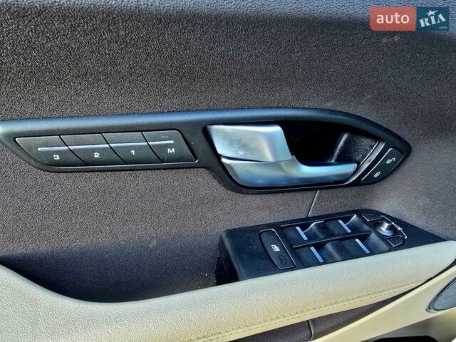 Коричневый Ленд Ровер Рендж Ровер Эвок, объемом двигателя 2 л и пробегом 158 тыс. км за 17950 $, фото 54 на Automoto.ua