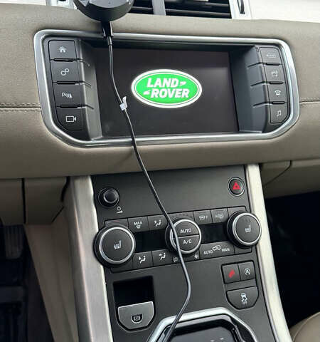 Коричневый Ленд Ровер Рендж Ровер Эвок, объемом двигателя 2.18 л и пробегом 197 тыс. км за 23500 $, фото 7 на Automoto.ua
