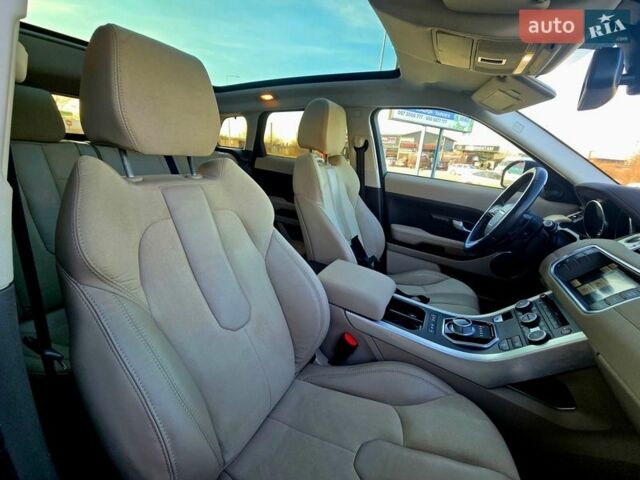 Коричневый Ленд Ровер Рендж Ровер Эвок, объемом двигателя 2 л и пробегом 158 тыс. км за 17950 $, фото 38 на Automoto.ua