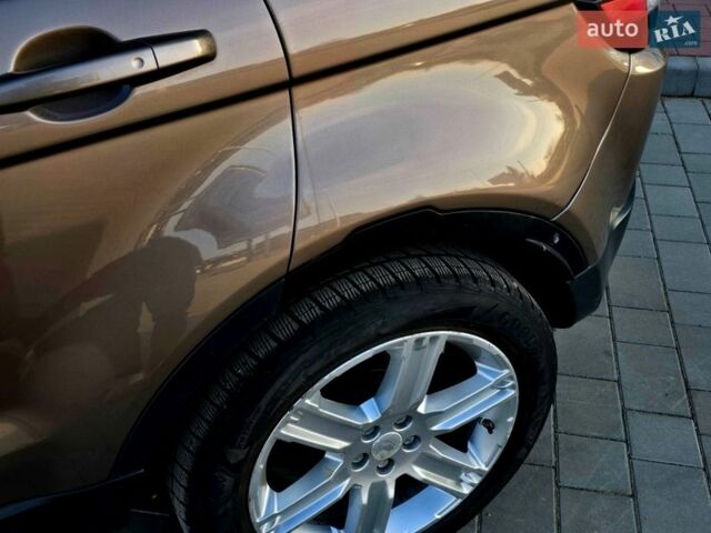 Коричневый Ленд Ровер Рендж Ровер Эвок, объемом двигателя 2 л и пробегом 158 тыс. км за 17950 $, фото 19 на Automoto.ua