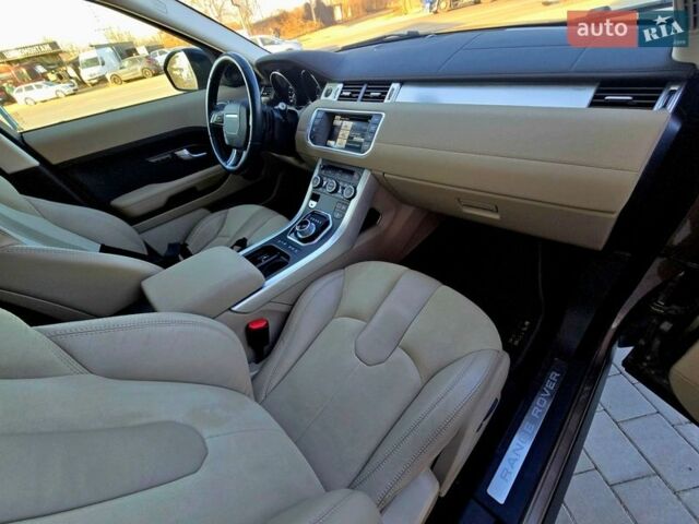 Коричневый Ленд Ровер Рендж Ровер Эвок, объемом двигателя 2 л и пробегом 158 тыс. км за 17950 $, фото 39 на Automoto.ua