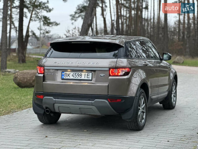 Коричневий Ленд Ровер Рендж Ровер Евок, об'ємом двигуна 2.18 л та пробігом 150 тис. км за 15900 $, фото 14 на Automoto.ua