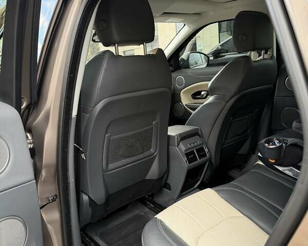 Коричневый Ленд Ровер Рендж Ровер Эвок, объемом двигателя 2 л и пробегом 96 тыс. км за 21000 $, фото 13 на Automoto.ua