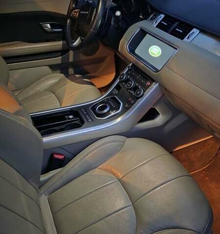 Коричневий Ленд Ровер Рендж Ровер Евок, об'ємом двигуна 2 л та пробігом 89 тис. км за 20500 $, фото 6 на Automoto.ua