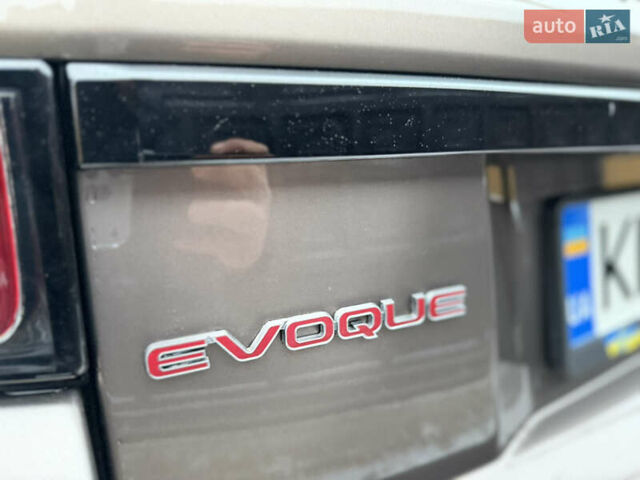 Коричневий Ленд Ровер Рендж Ровер Евок, об'ємом двигуна 2.18 л та пробігом 115 тис. км за 23900 $, фото 25 на Automoto.ua