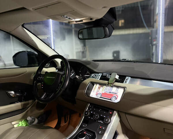 Коричневий Ленд Ровер Рендж Ровер Евок, об'ємом двигуна 2 л та пробігом 99 тис. км за 29000 $, фото 11 на Automoto.ua