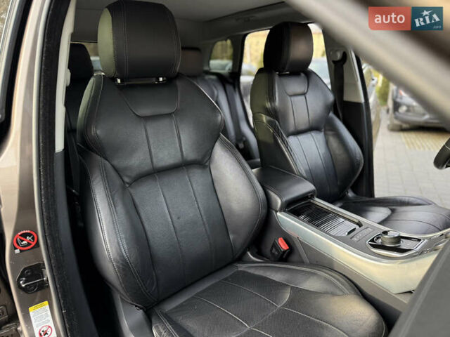 Коричневый Ленд Ровер Рендж Ровер Эвок, объемом двигателя 2 л и пробегом 66 тыс. км за 22900 $, фото 57 на Automoto.ua