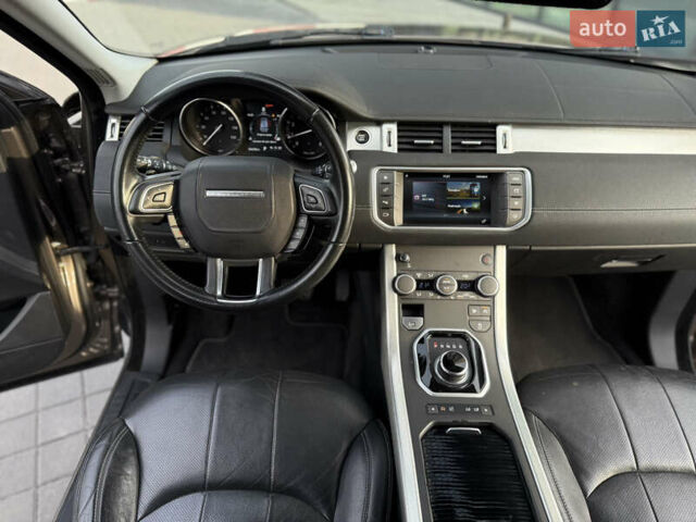 Коричневый Ленд Ровер Рендж Ровер Эвок, объемом двигателя 2 л и пробегом 66 тыс. км за 22900 $, фото 48 на Automoto.ua