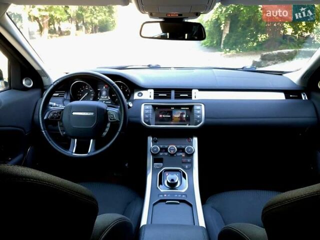 Ленд Ровер Рендж Ровер Эвок 2017 в Одессе на Automoto.ua Коричневый Ленд Ровер Рендж Ровер Эвок, объемом двигателя 2 л и пробегом 150 тыс. км за 22000 $, фото 5 на Automoto.ua