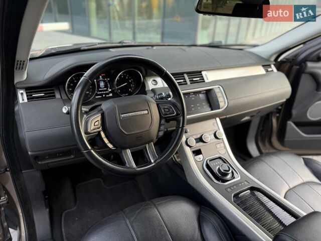 Коричневый Ленд Ровер Рендж Ровер Эвок, объемом двигателя 2 л и пробегом 66 тыс. км за 22900 $, фото 30 на Automoto.ua