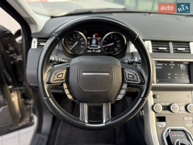Коричневый Ленд Ровер Рендж Ровер Эвок, объемом двигателя 2 л и пробегом 66 тыс. км за 22900 $, фото 32 на Automoto.ua