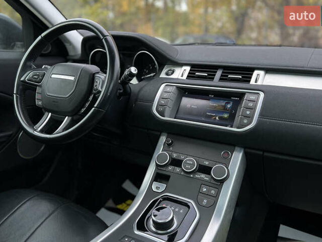Ленд Ровер Рендж Ровер Евок 2017 у Львові на Automoto.ua Коричневий Ленд Ровер Рендж Ровер Евок, об'ємом двигуна 2 л та пробігом 66 тис. км за 23300 $, фото 16 на Automoto.ua