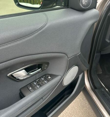 Коричневый Ленд Ровер Рендж Ровер Эвок, объемом двигателя 2 л и пробегом 112 тыс. км за 22400 $, фото 14 на Automoto.ua