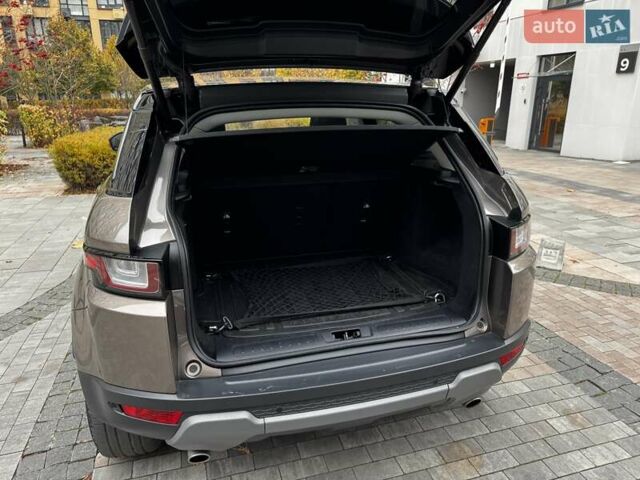 Коричневий Ленд Ровер Рендж Ровер Евок, об'ємом двигуна 2 л та пробігом 94 тис. км за 27500 $, фото 15 на Automoto.ua