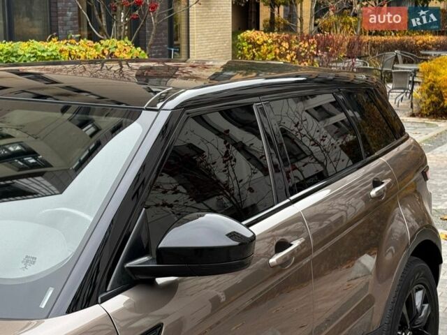 Коричневий Ленд Ровер Рендж Ровер Евок, об'ємом двигуна 2 л та пробігом 102 тис. км за 25000 $, фото 6 на Automoto.ua