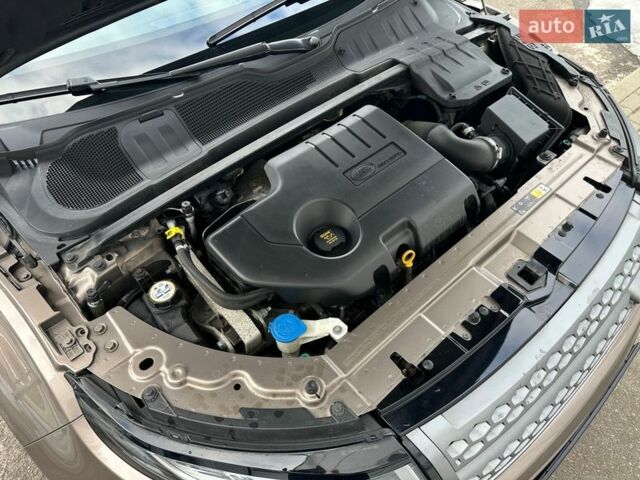 Коричневый Ленд Ровер Рендж Ровер Эвок, объемом двигателя 2 л и пробегом 112 тыс. км за 22400 $, фото 36 на Automoto.ua