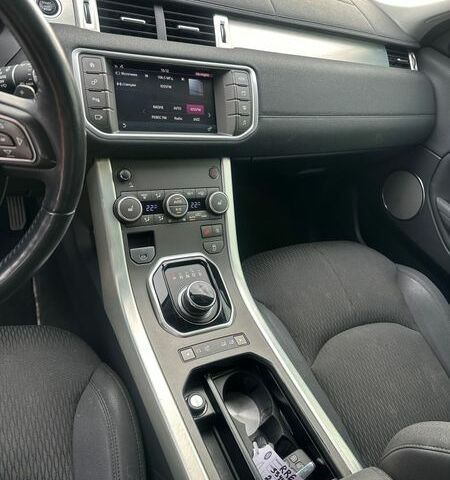 Коричневый Ленд Ровер Рендж Ровер Эвок, объемом двигателя 2 л и пробегом 112 тыс. км за 22400 $, фото 18 на Automoto.ua