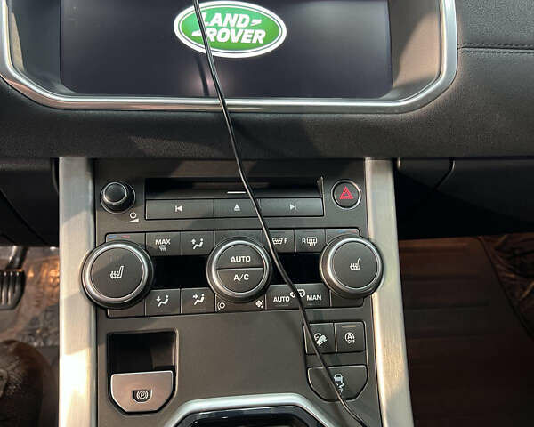 Коричневий Ленд Ровер Рендж Ровер Евок, об'ємом двигуна 2 л та пробігом 127 тис. км за 24600 $, фото 8 на Automoto.ua