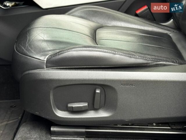 Коричневий Ленд Ровер Рендж Ровер Евок, об'ємом двигуна 2 л та пробігом 102 тис. км за 25000 $, фото 17 на Automoto.ua