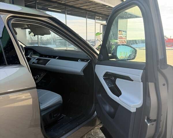 Коричневий Ленд Ровер Рендж Ровер Евок, об'ємом двигуна 2 л та пробігом 154 тис. км за 27000 $, фото 57 на Automoto.ua