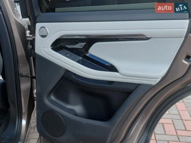 Коричневий Ленд Ровер Рендж Ровер Евок, об'ємом двигуна 2 л та пробігом 55 тис. км за 34000 $, фото 32 на Automoto.ua